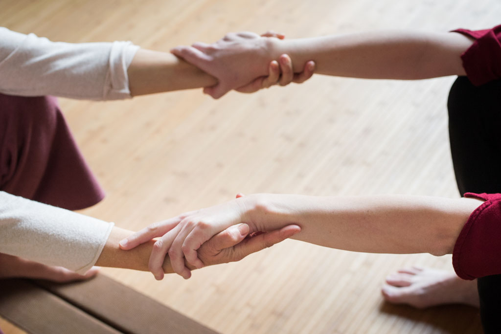 Cosnciencia corporal, buena coordinación, columna vertebral sana